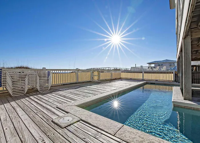 Big Breezy East & West Holiday home