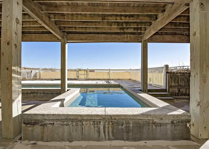 Big Breezy East & West Holiday home